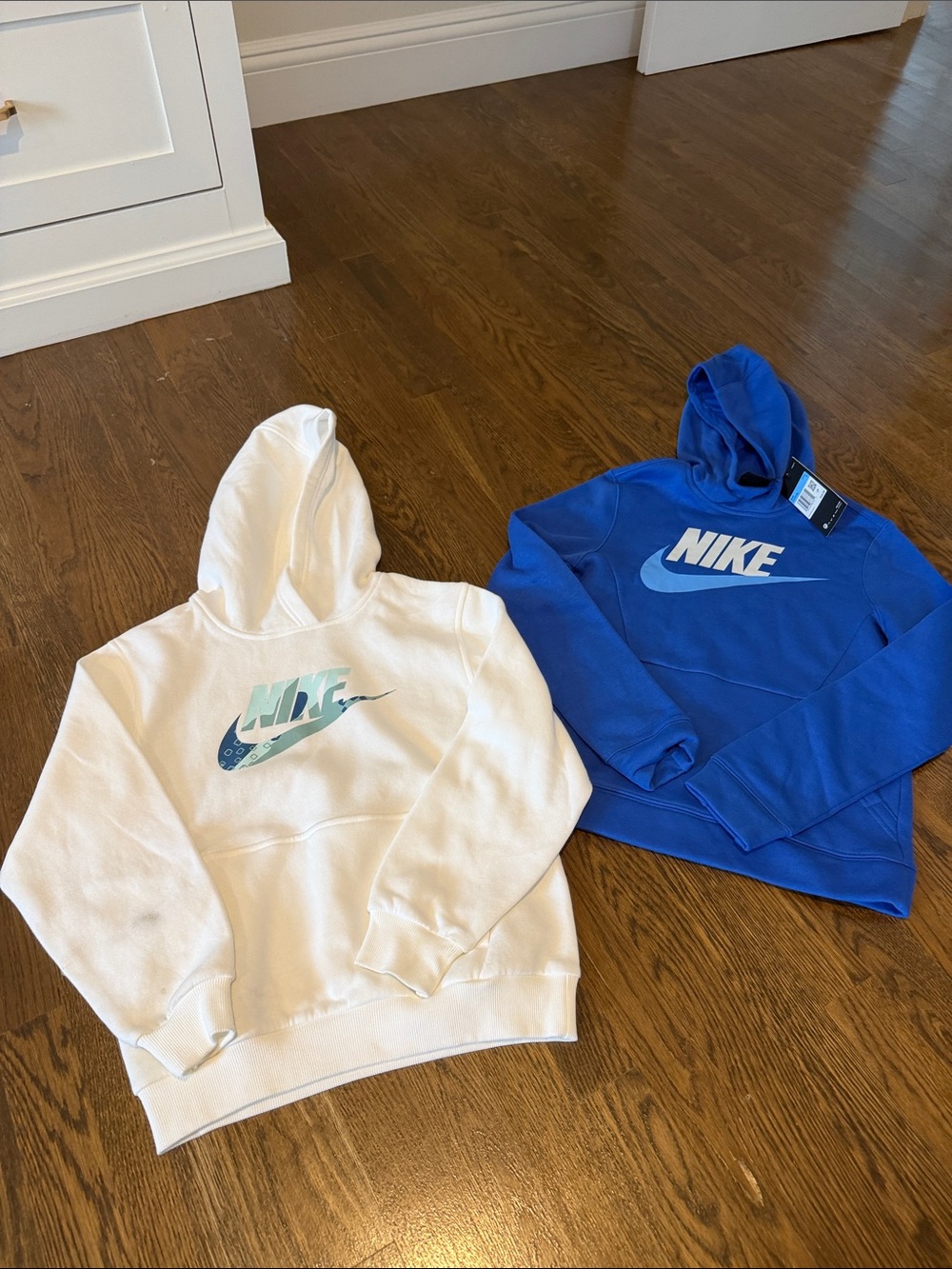 Nike sweatshirt